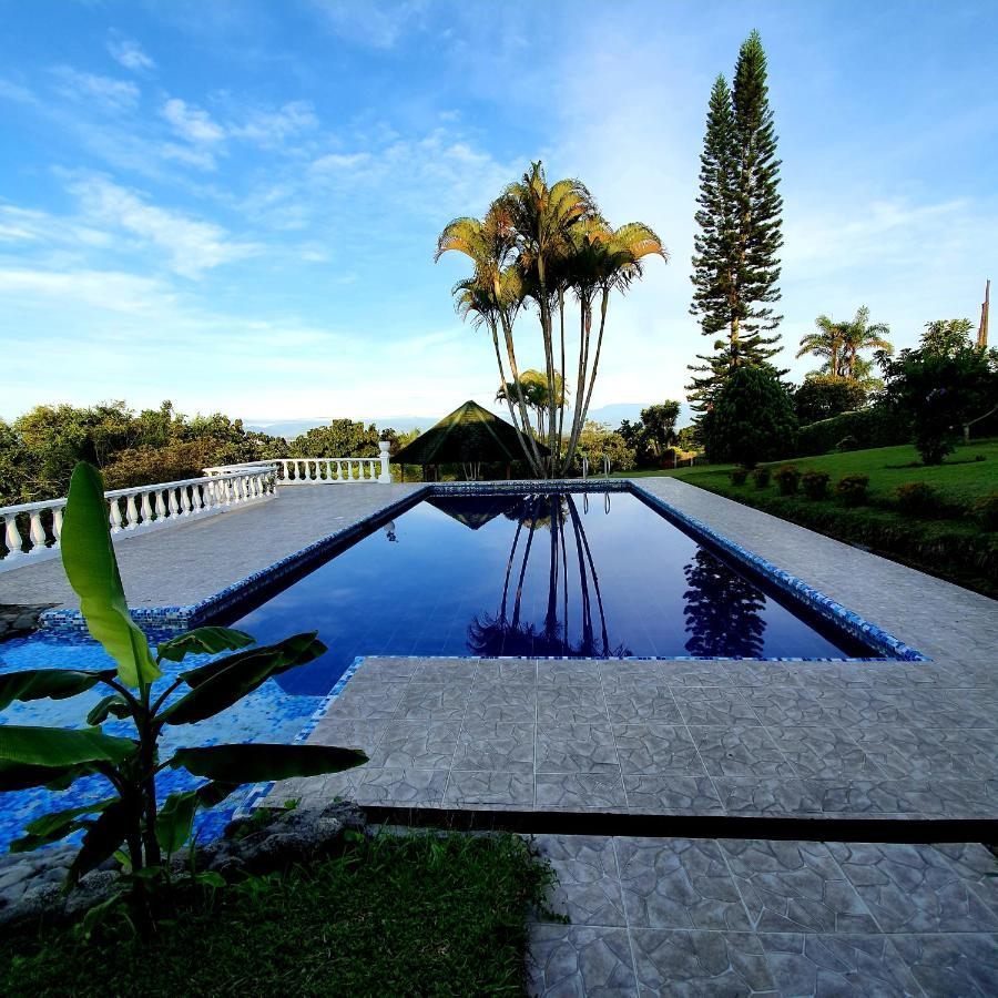 Finca Bellavista Pereira Exteriör bild